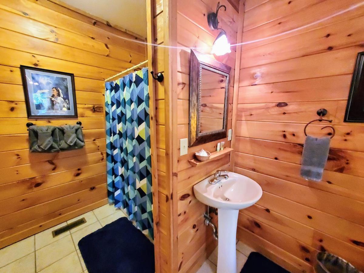 ピジョンフォージ Soaring Eagle-Free Ticketsヴィラ エクステリア 写真